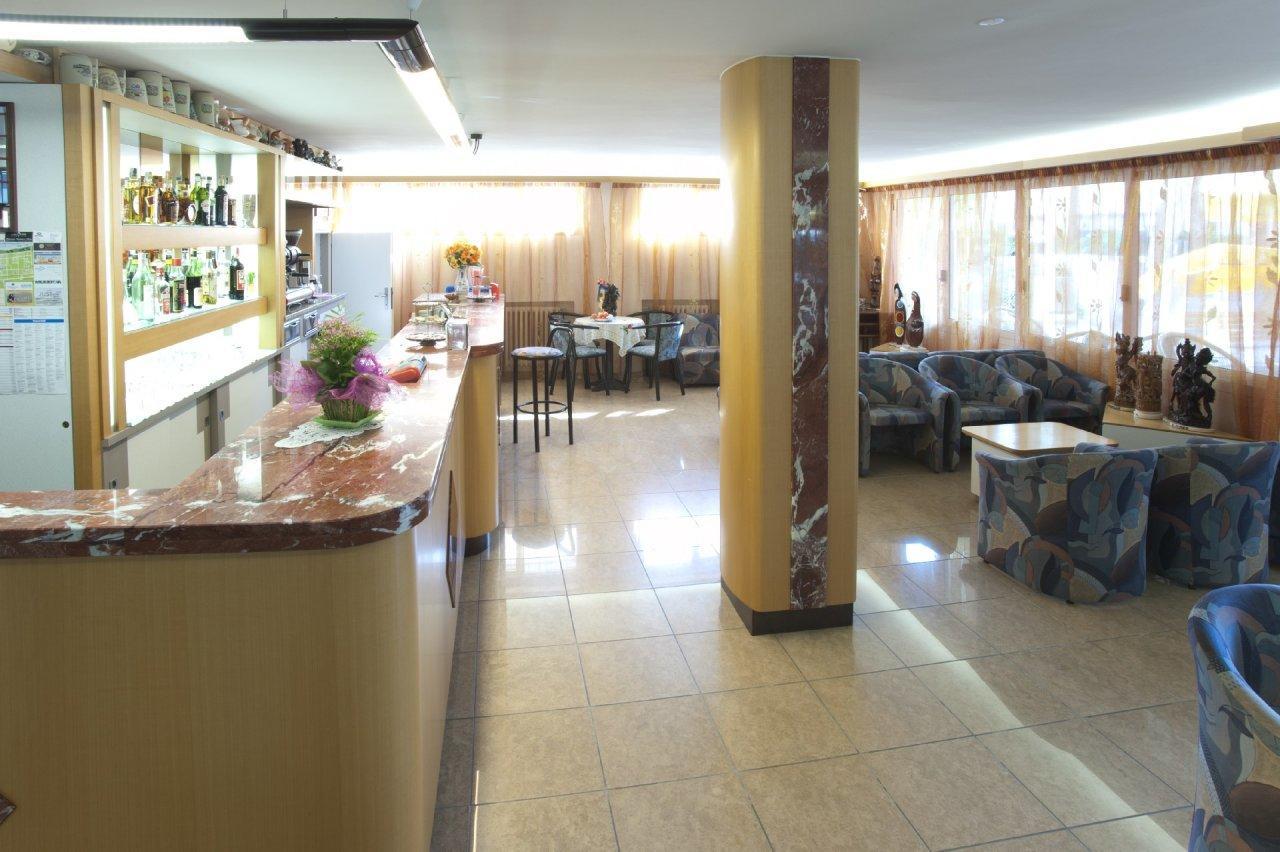 Giunchi Hotel 3*